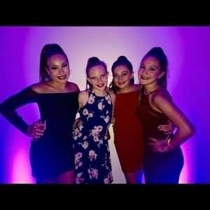 Meet your Posher, Ava